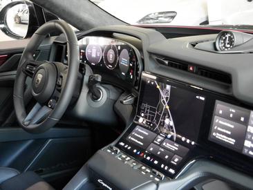 Porsche Cayenne III Turbo Electric — photo 20