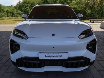 Porsche Cayenne III Turbo Electric — photo 13