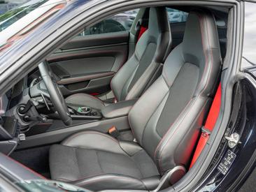 Porsche 911 GT3 — photo 15