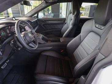Porsche Cayenne III Turbo Electric — photo 23