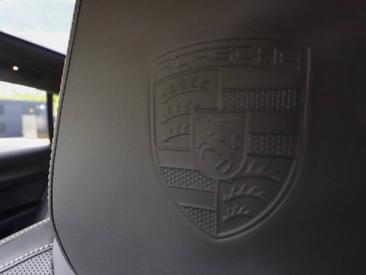 Porsche Cayenne III Turbo Electric — photo 29
