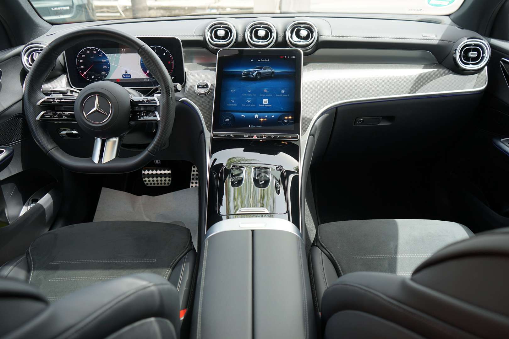 Mercedes GLC Coupé 220 AMG Line Premium - 2025 - Joinsteer - #9