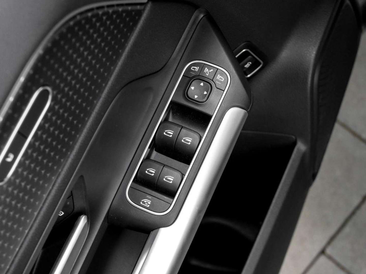 Mercedes EQA 300 AMG Line - 2024 - Joinsteer - #12
