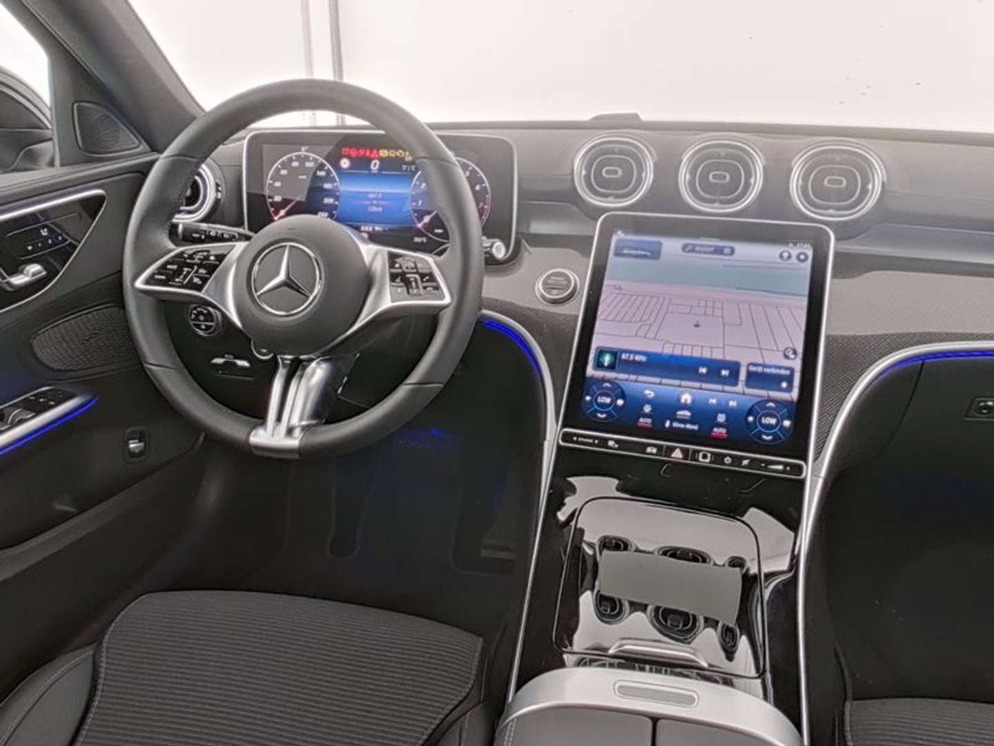 Mercedes Classe C 200 Avantgarde - 2024 - Joinsteer - #3