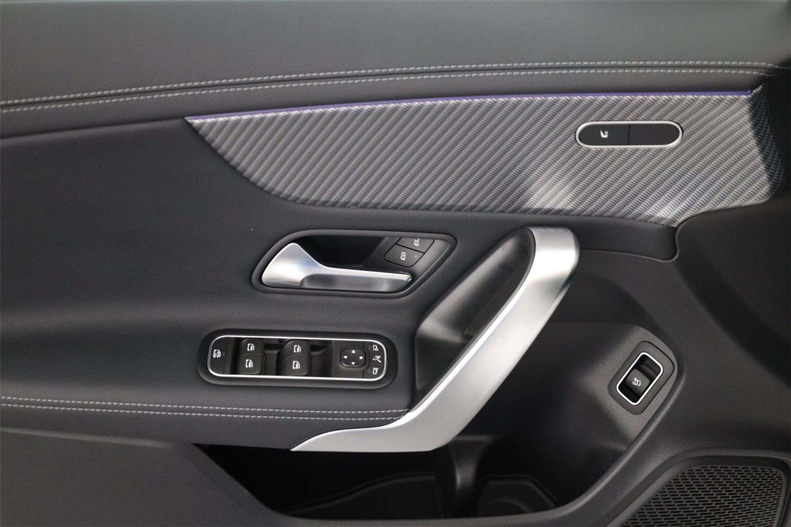 Mercedes CLA 180 Business - 2025 - Joinsteer - #11