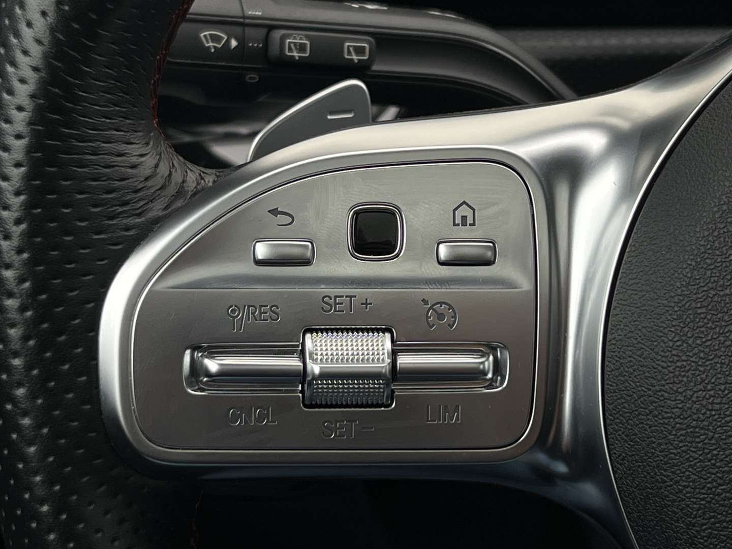 Mercedes CLA 180 AMG Line - 2022 - Joinsteer - #14