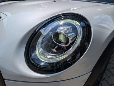 Mini Cabrio Cooper S Hype — photo 10