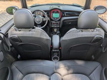 Mini Cabrio Cooper S Hype — photo 12