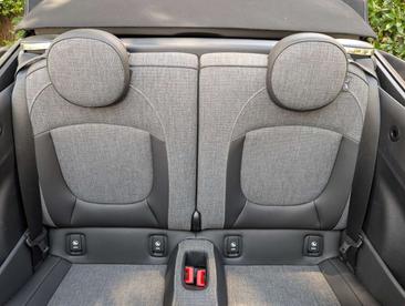 Mini Cabrio Cooper S Hype — photo 13