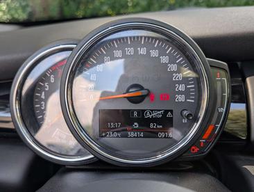 Mini Cabrio Cooper S Hype — photo 14