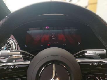Mercedes EQS 53 — photo 17