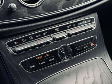 Mercedes Classe E53 AMG 53 — photo 39