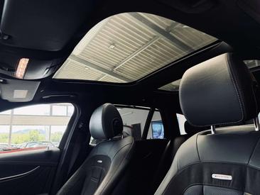 Mercedes Classe E53 AMG 53 — photo 45