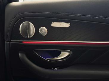 Mercedes Classe E53 AMG 53 — photo 46