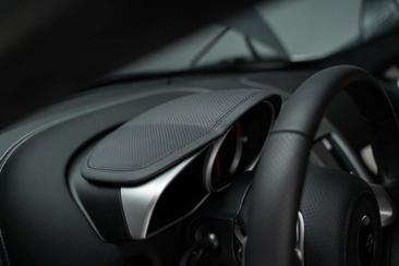 McLaren 12C — photo 16
