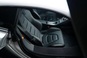McLaren 12C — photo 19