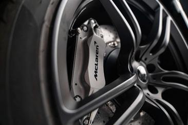 McLaren 12C — photo 20