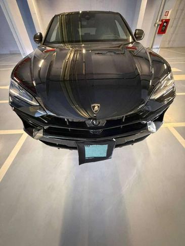 Lamborghini Urus SE — photo 3