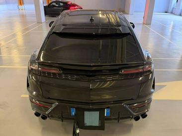 Lamborghini Urus SE — photo 4