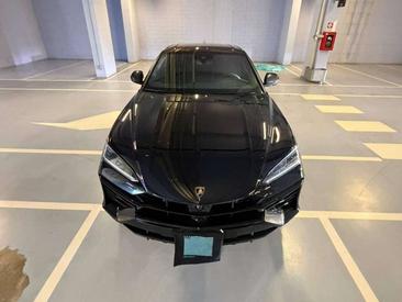 Lamborghini Urus SE — photo 5