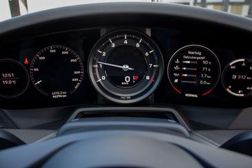 Porsche 911 Cabriolet Carrera S — photo 24