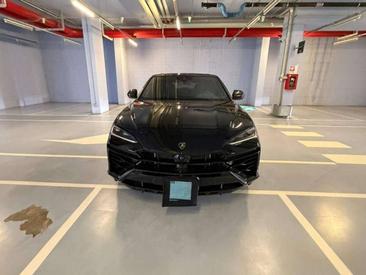 Lamborghini Urus SE — photo 7