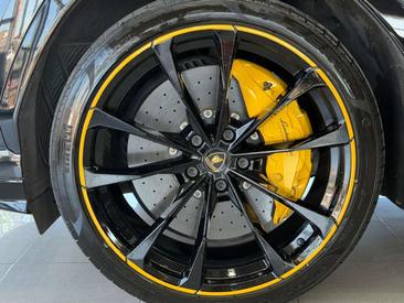 Lamborghini Urus S — photo 4