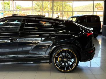 Lamborghini Urus S — photo 6