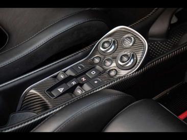 McLaren 600LT Spider — photo 22