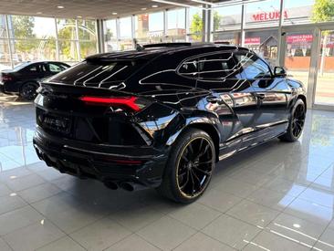 Lamborghini Urus S — photo 13