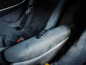 McLaren Artura — photo 40