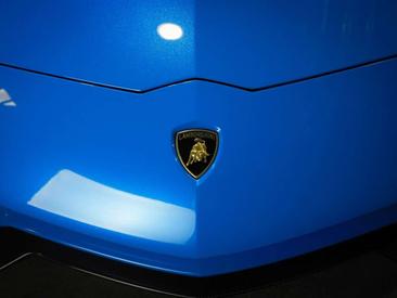 Lamborghini Aventador S — photo 15