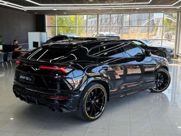 Lamborghini Urus S — photo 17