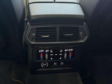 Lamborghini Urus S — photo 26