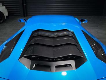 Lamborghini Aventador S — photo 26