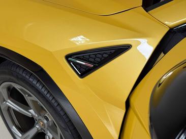 Lamborghini Urus S — photo 26