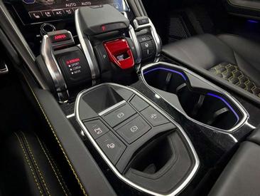 Lamborghini Urus S — photo 31