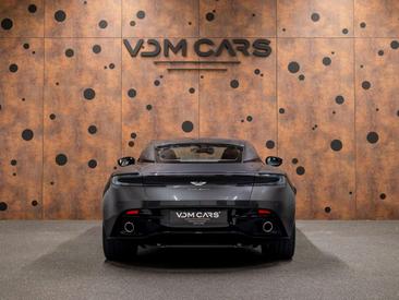 Aston Martin DB11 V8 — photo 4