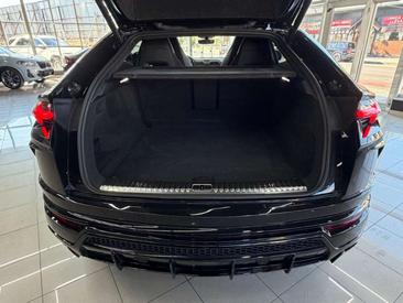 Lamborghini Urus S — photo 46