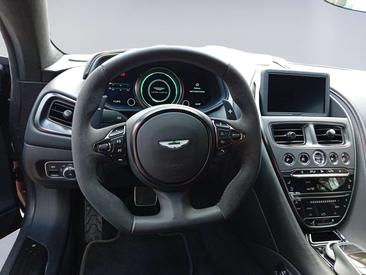 Aston Martin DB11 V8 — photo 10