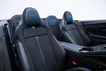 Aston Martin DB12 V8 — photo 5
