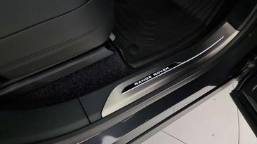 Land Rover Range Rover D350 — photo 10