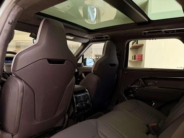 Land Rover Range Rover Sport SV — photo 8