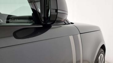 Land Rover Range Rover D350 — photo 28
