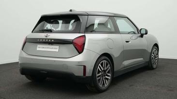 Mini 3 Portes Berline Cooper SE — photo 4