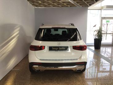 Mercedes GLB 200 — photo 4