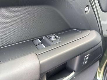Land Rover Defender 90 Hard Top D250 — photo 13