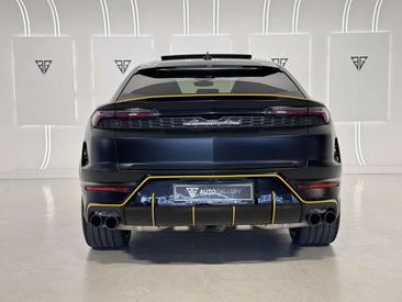 Lamborghini Urus SE — photo 2