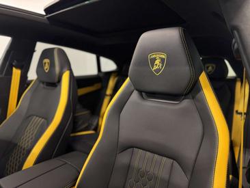 Lamborghini Urus SE — photo 8
