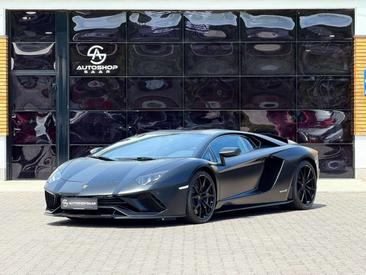 Lamborghini Aventador S — photo 12